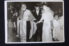 OLD PHOTOGRAPH OF WEDDING CEREMONY 2<p> From flea market.</p>